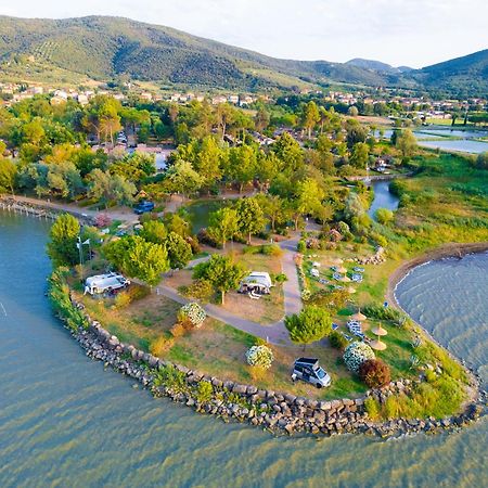 Trasimeno Glamping Resort 마지오네 외부 사진