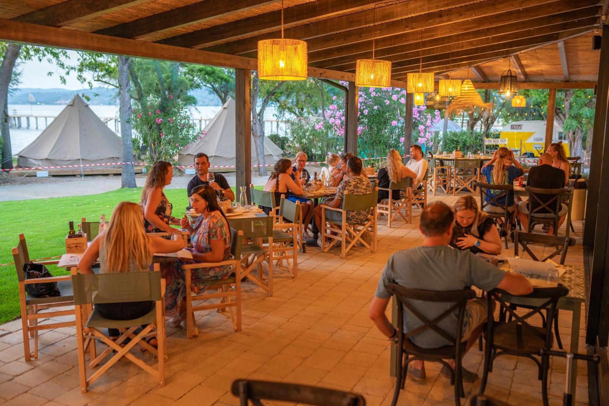 Trasimeno Glamping Resort 마지오네 외부 사진