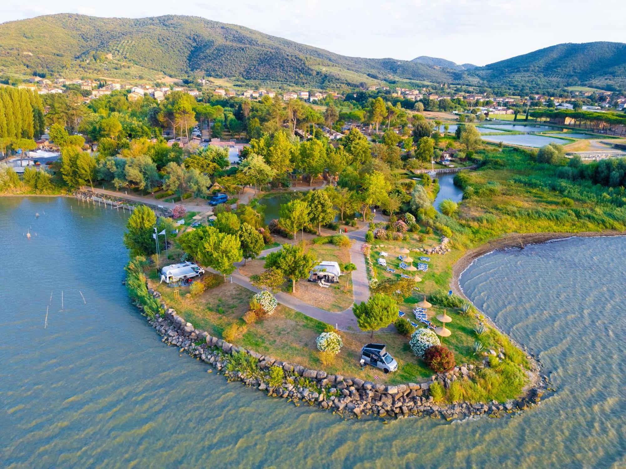 Trasimeno Glamping Resort 마지오네 외부 사진