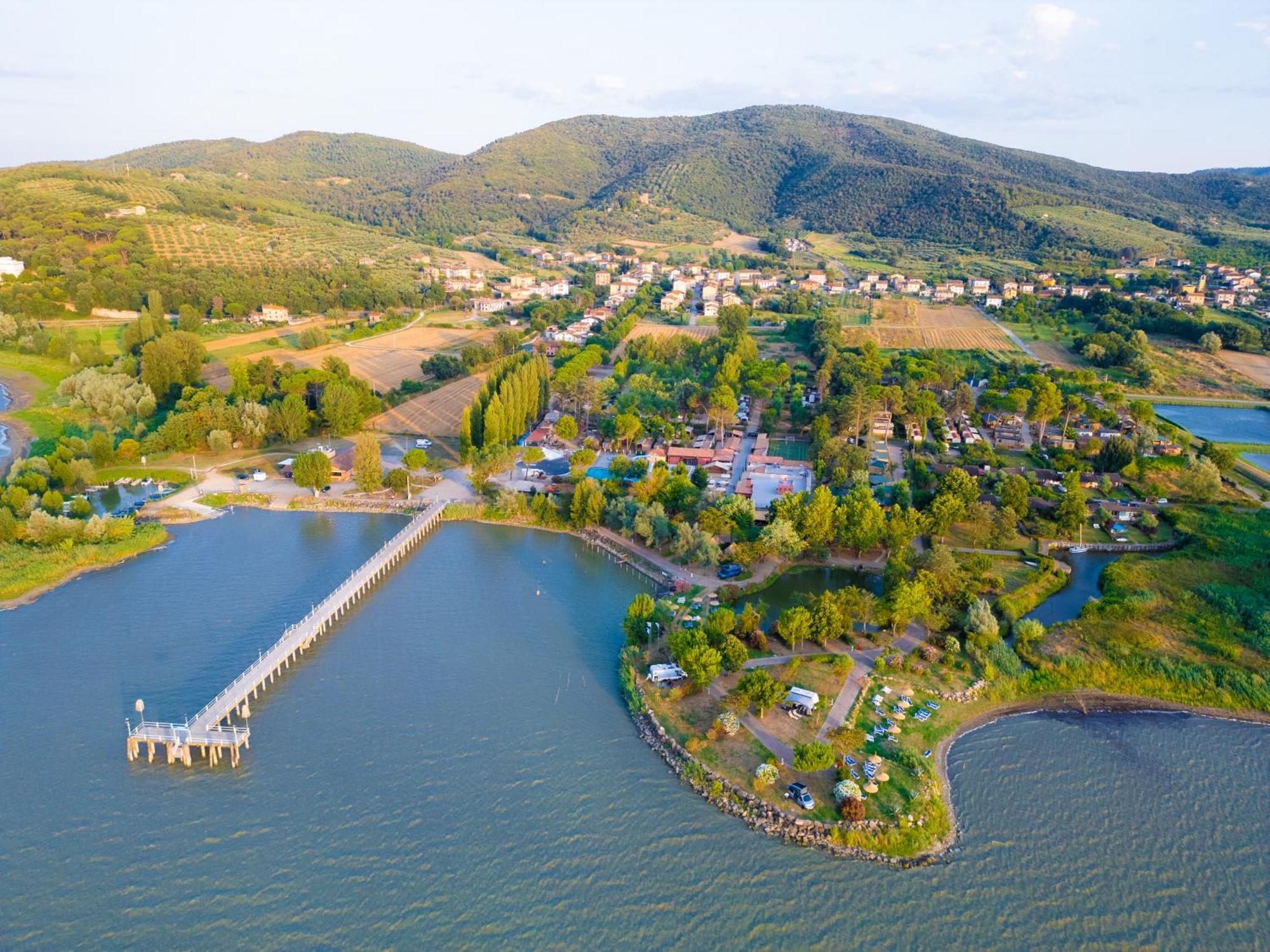 Trasimeno Glamping Resort 마지오네 외부 사진